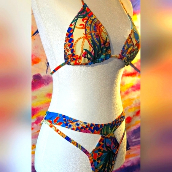 Tahitian 3 pc. Bikini set withNWOT. Size M-L. Boutique. - Picture 2 of 11